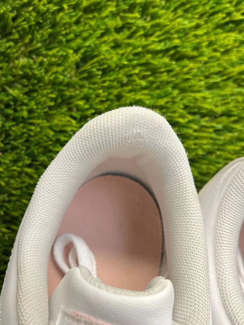 Adidas Vl Court 2.0 Girls Size 6Y White Athletic Leather Tennis Shoes Sneakers